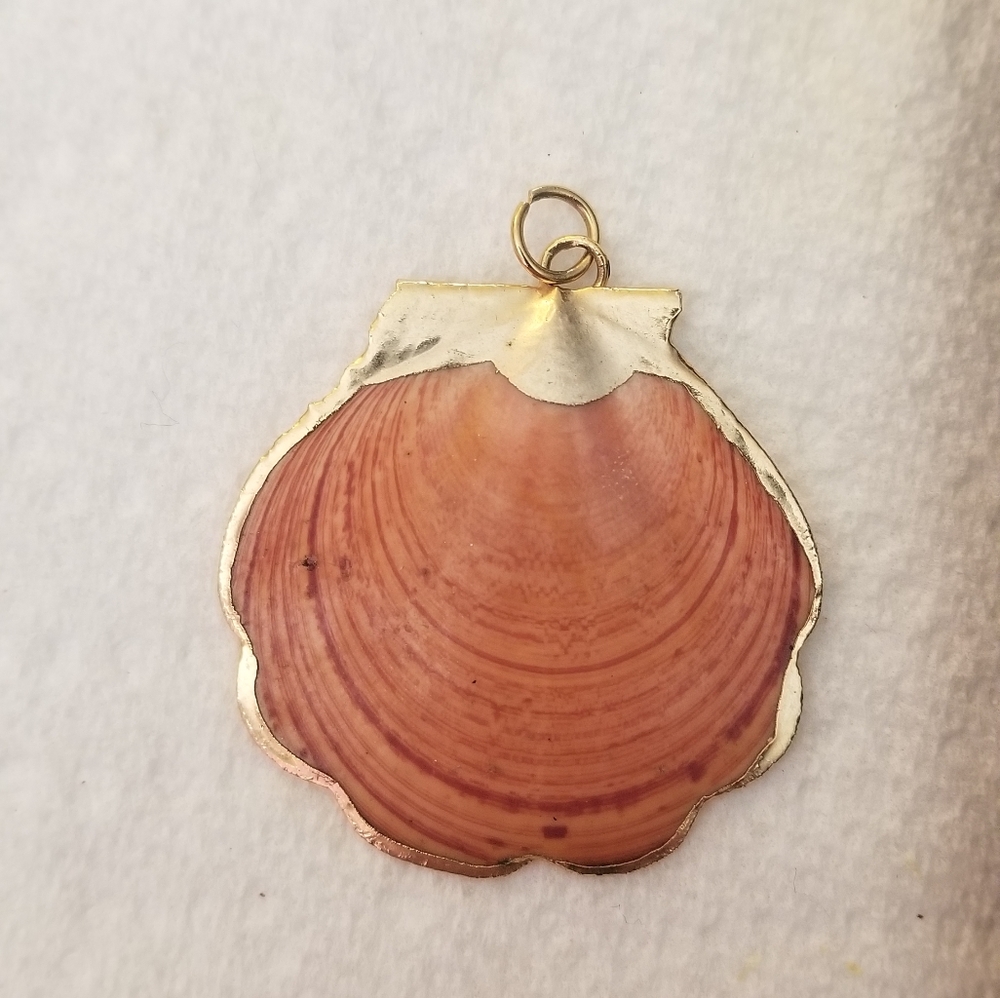 Vintage Gold Dipped Shell Pendant - image 1